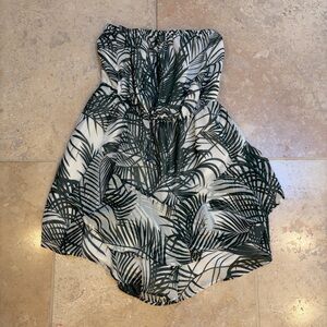 Express Women’s Tropical Leaf Print Strapless Romper